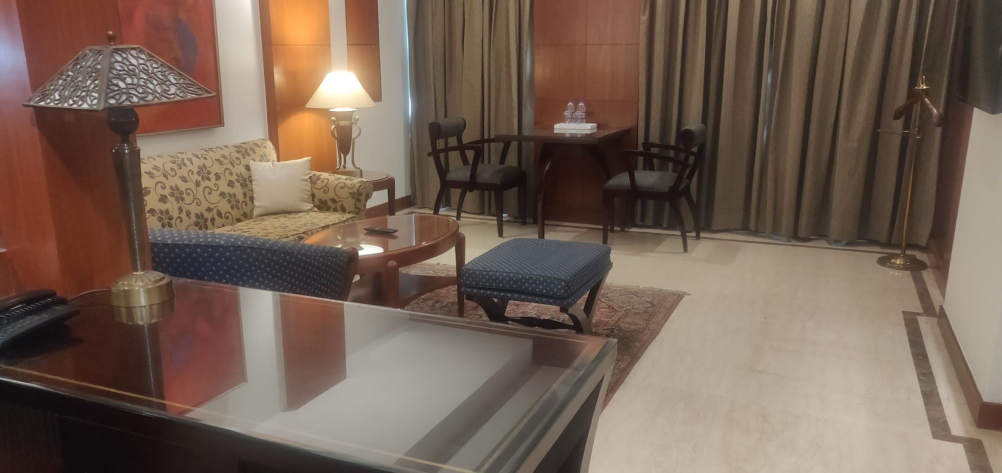 The Hans, New Delhi Ngoại thất bức ảnh