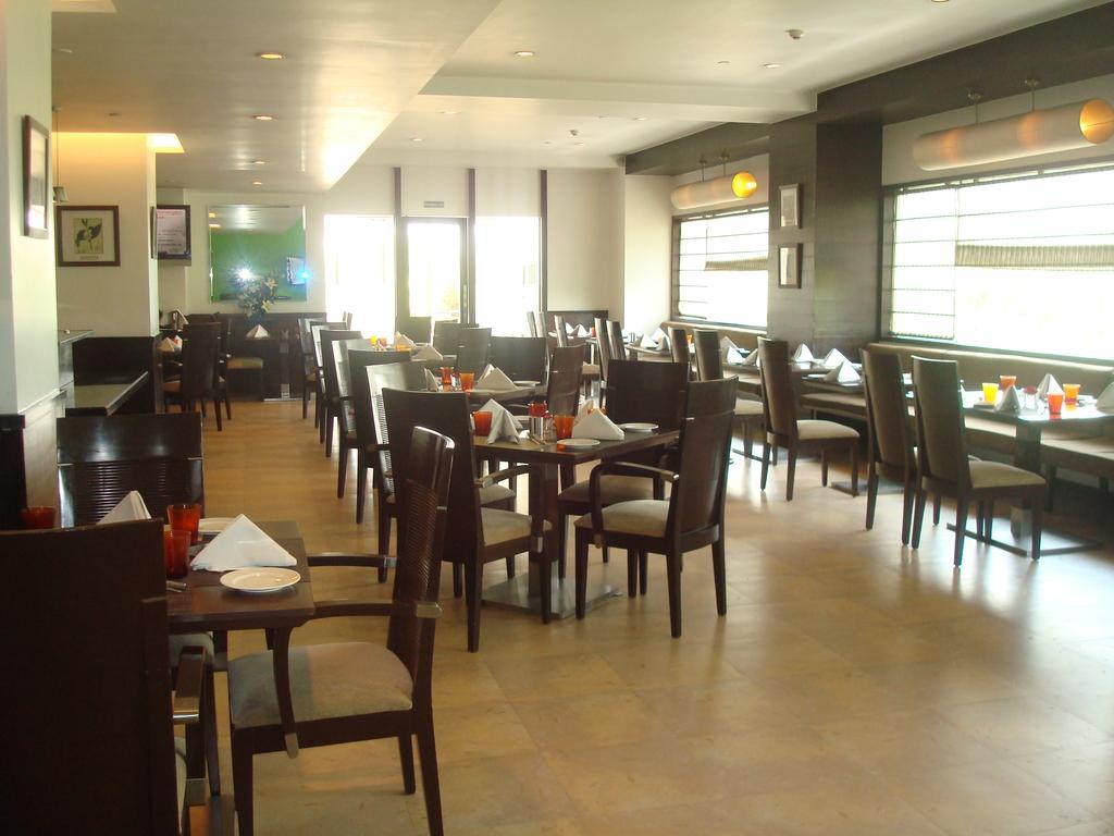 The Hans, New Delhi Ngoại thất bức ảnh