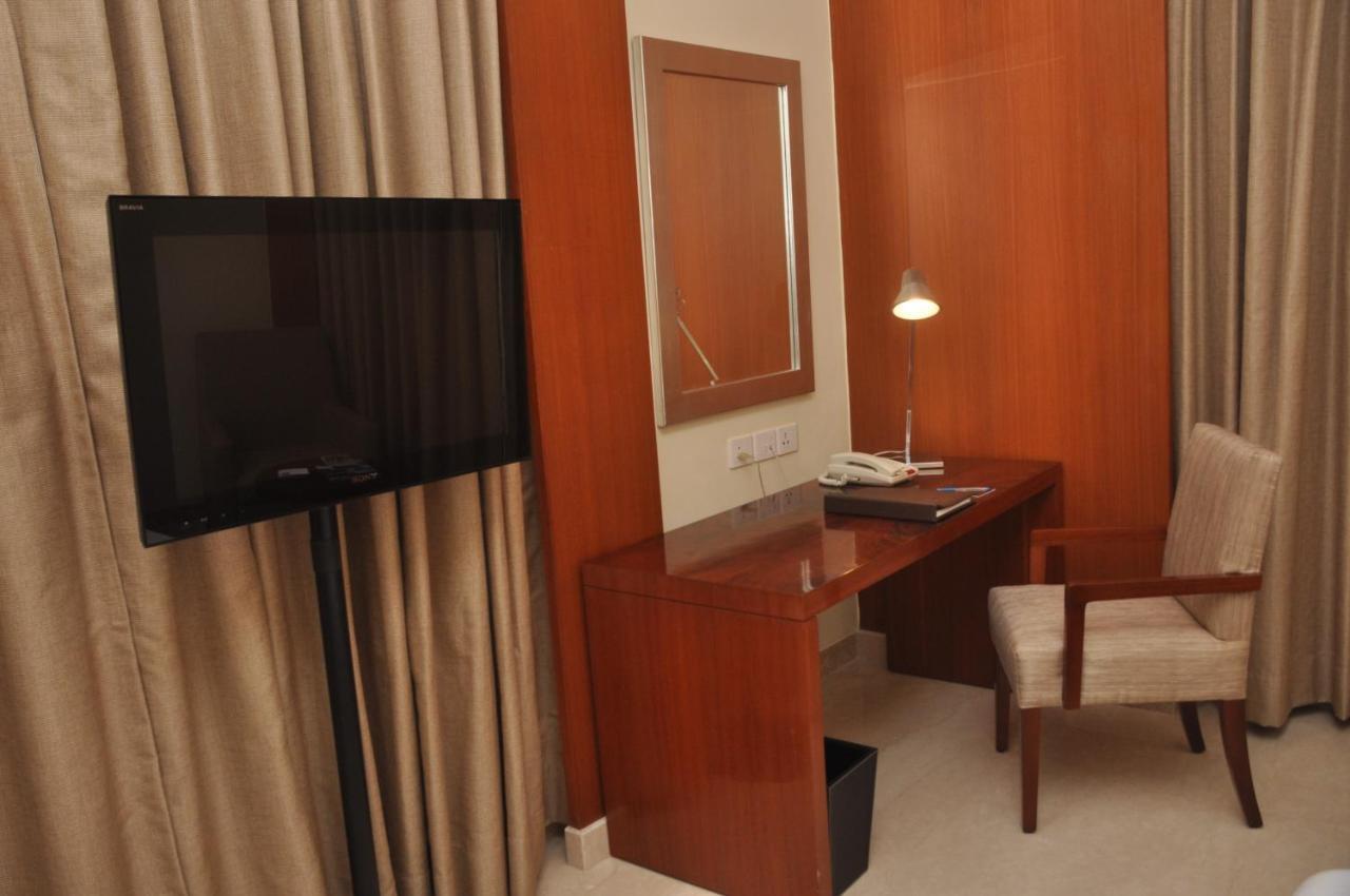 The Hans, New Delhi Ngoại thất bức ảnh